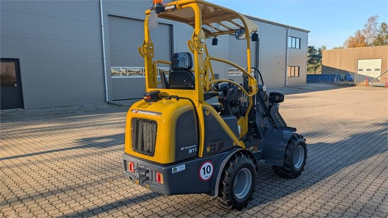 Eurotrac W11 - Компактний фронтальний навантажувач: фото 5 Eurotrac W11 - Компактний фронтальний навантажувач: фото 5