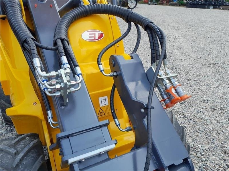 Eurotrac W11 Teleskoparm - Компактний фронтальний навантажувач: фото 5 Eurotrac W11 Teleskoparm - Компактний фронтальний навантажувач: фото 5
