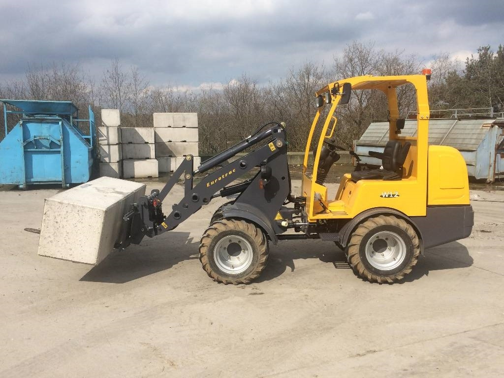 Eurotrac W12 - Компактний фронтальний навантажувач: фото 5 Eurotrac W12 - Компактний фронтальний навантажувач: фото 5