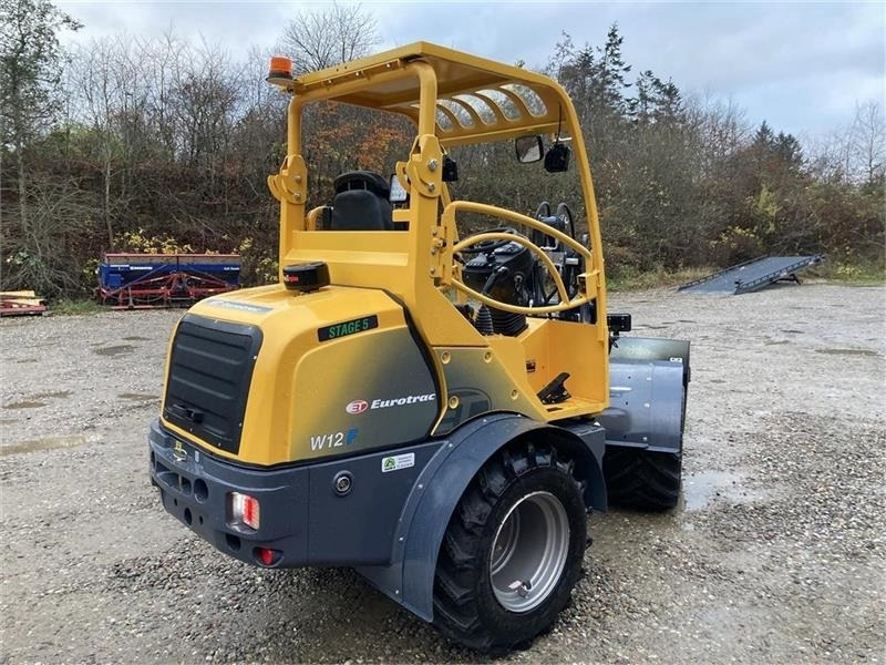 Eurotrac W12F XL lang arm - Компактний фронтальний навантажувач: фото 3 Eurotrac W12F XL lang arm - Компактний фронтальний навантажувач: фото 3