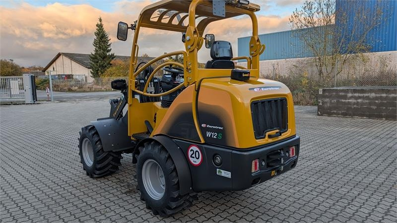 Eurotrac W12S - Компактний фронтальний навантажувач: фото 3 Eurotrac W12S - Компактний фронтальний навантажувач: фото 3