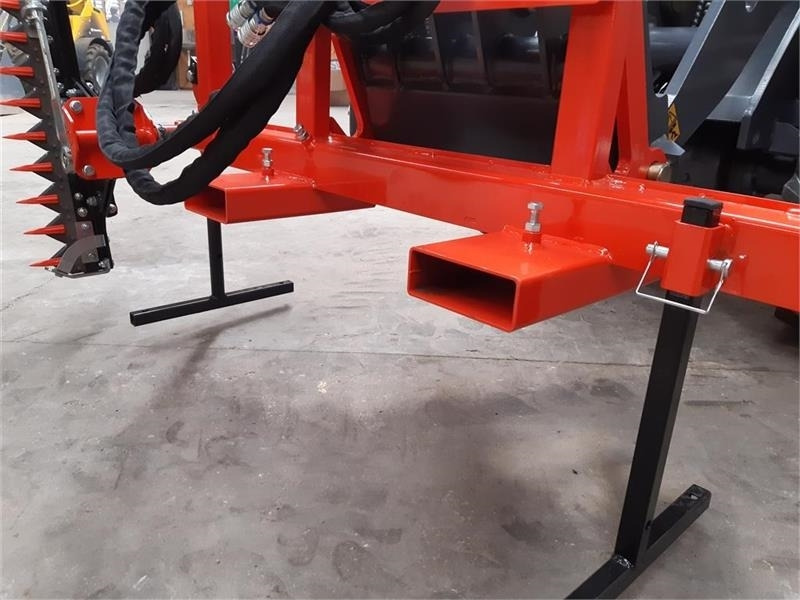 Eurotrac boxer agri - Бокова косарка-подрібнювач: фото 3 Eurotrac boxer agri - Бокова косарка-подрібнювач: фото 3