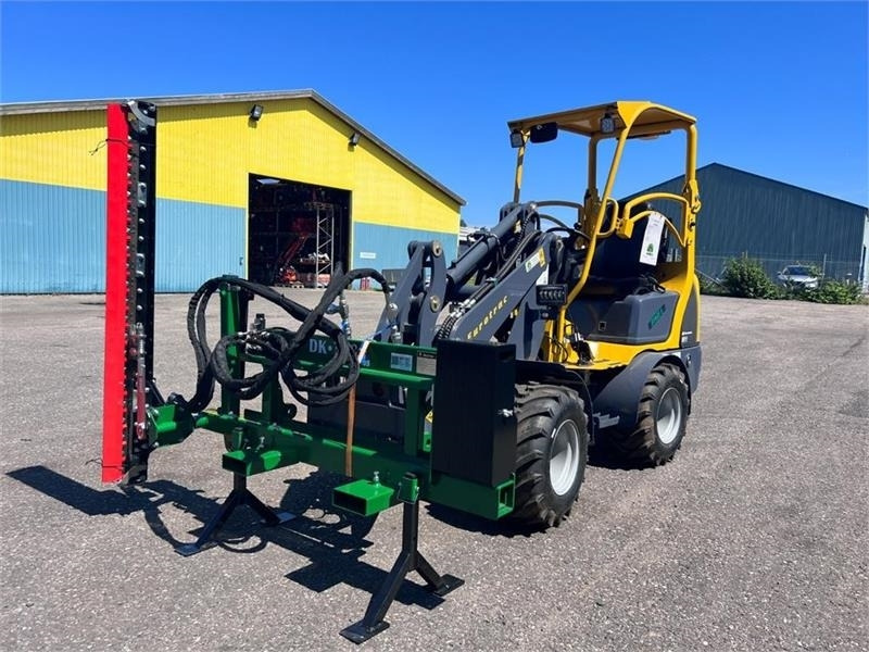 Eurotrac hækkeklipper - Бокова косарка-подрібнювач: фото 1 Eurotrac hækkeklipper - Бокова косарка-подрібнювач: фото 1