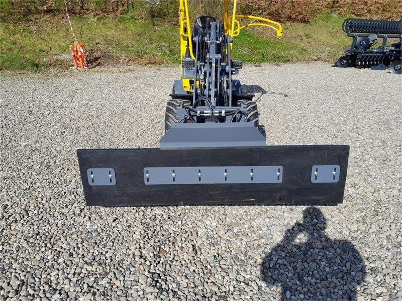 FK Machinery FODER SKRABER - Відвал в категорії Будівельна техніка: фото 2 FK Machinery FODER SKRABER - Відвал в категорії Будівельна техніка: фото 2