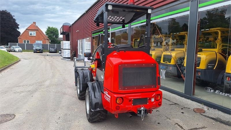 Heracles H200 Teleskop - Компактний фронтальний навантажувач: фото 3 Heracles H200 Teleskop - Компактний фронтальний навантажувач: фото 3