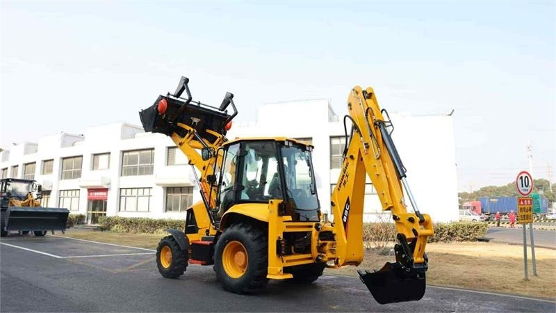 Lonking 83C Fabriks ny - Екскаватор-навантажувач: фото 3 Lonking 83C Fabriks ny - Екскаватор-навантажувач: фото 3