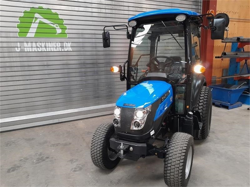 Solis 26 med kabine - Комунальний трактор: фото 3 Solis 26 med kabine - Комунальний трактор: фото 3