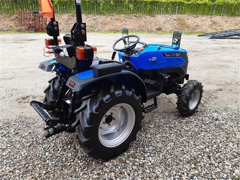 Solis 26 servostyring og brede traktor dæk - Комунальний трактор: фото 4 Solis 26 servostyring og brede traktor dæk - Комунальний трактор: фото 4