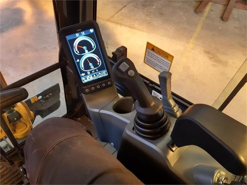 Міні-екскаватор XCMG xe20e: фото 11 Міні-екскаватор XCMG xe20e: фото 11