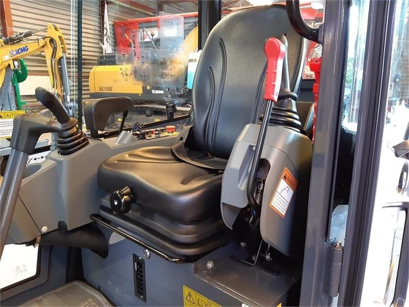 Міні-екскаватор XCMG xe20e: фото 9 Міні-екскаватор XCMG xe20e: фото 9