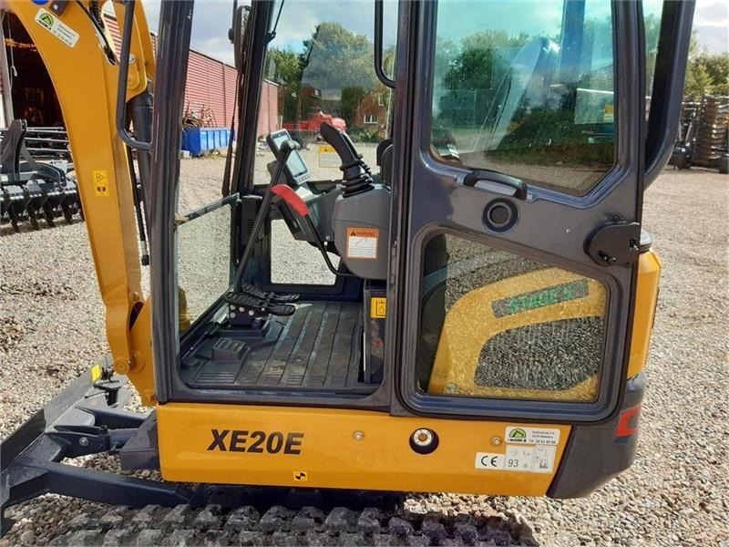 Міні-екскаватор XCMG xe20e: фото 16 Міні-екскаватор XCMG xe20e: фото 16