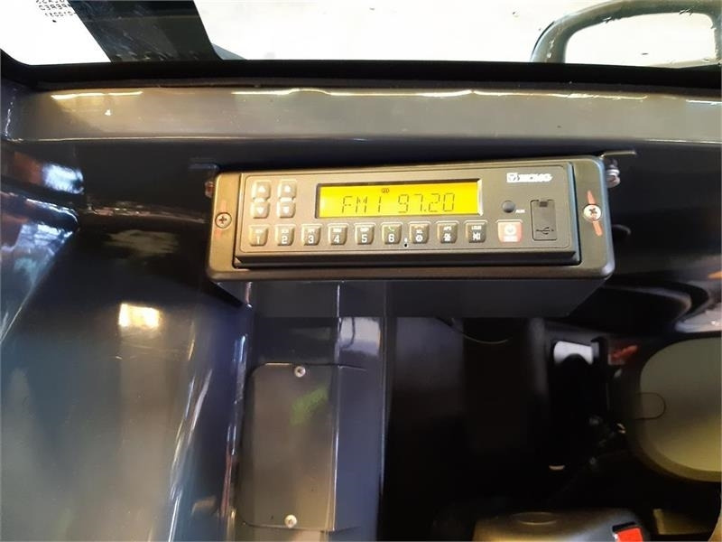 Міні-екскаватор XCMG xe20e: фото 10 Міні-екскаватор XCMG xe20e: фото 10