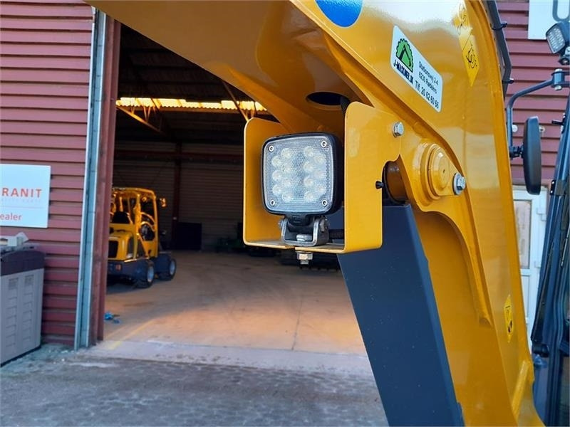 Міні-екскаватор XCMG xe27e med rototilt: фото 13 Міні-екскаватор XCMG xe27e med rototilt: фото 13