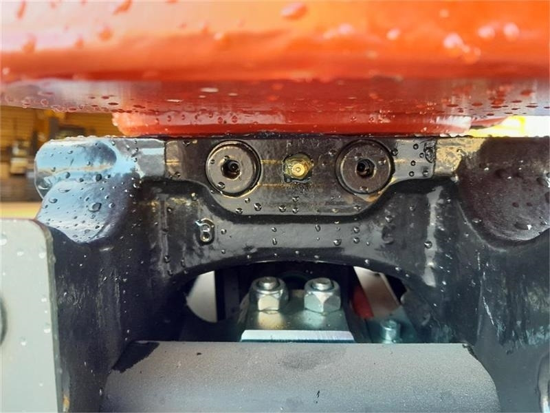 Міні-екскаватор XCMG xe27e med rototilt: фото 12 Міні-екскаватор XCMG xe27e med rototilt: фото 12