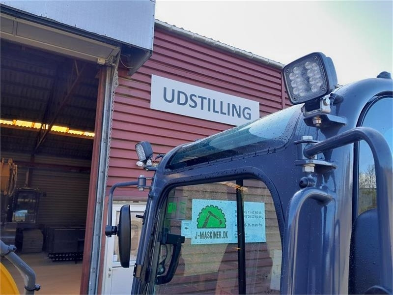 Міні-екскаватор XCMG xe27e med rototilt: фото 14 Міні-екскаватор XCMG xe27e med rototilt: фото 14