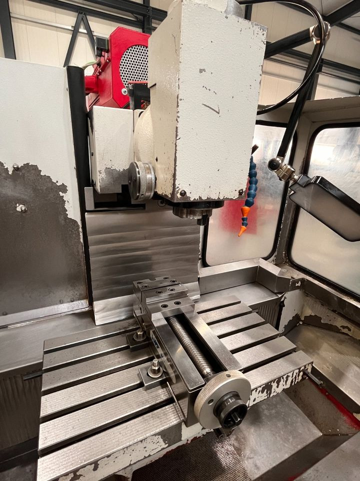 Werkzeugfräsmaschine Fräsmaschine KUNZMANN WF 4/3 TNC124 - Фрезерний верстат: фото 4 Werkzeugfräsmaschine Fräsmaschine KUNZMANN WF 4/3 TNC124 - Фрезерний верстат: фото 4