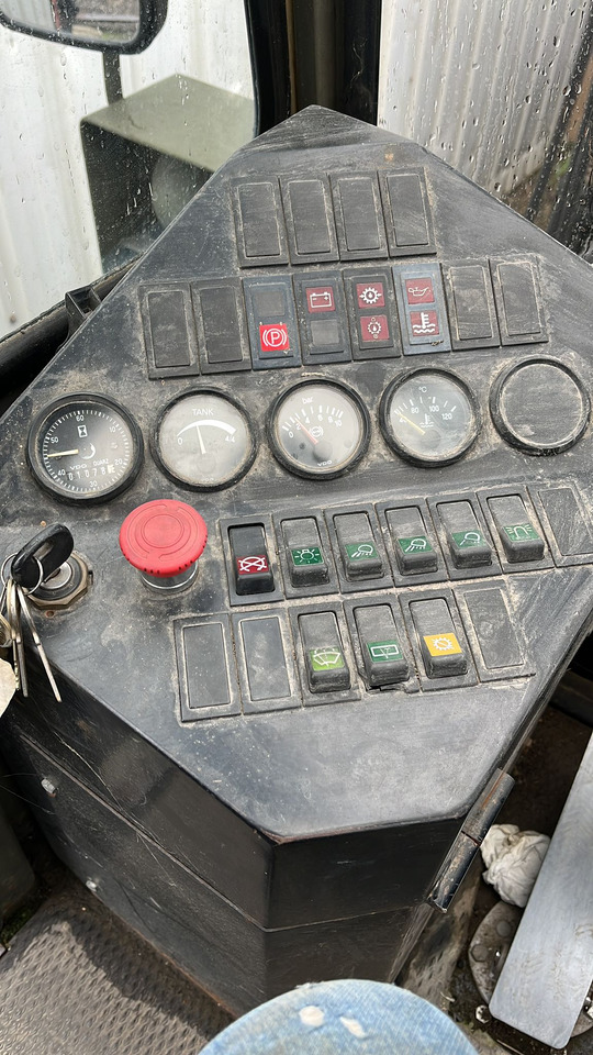 VALMET TD1612 SX 1620 - Дизельний навантажувач: фото 4 VALMET TD1612 SX 1620 - Дизельний навантажувач: фото 4