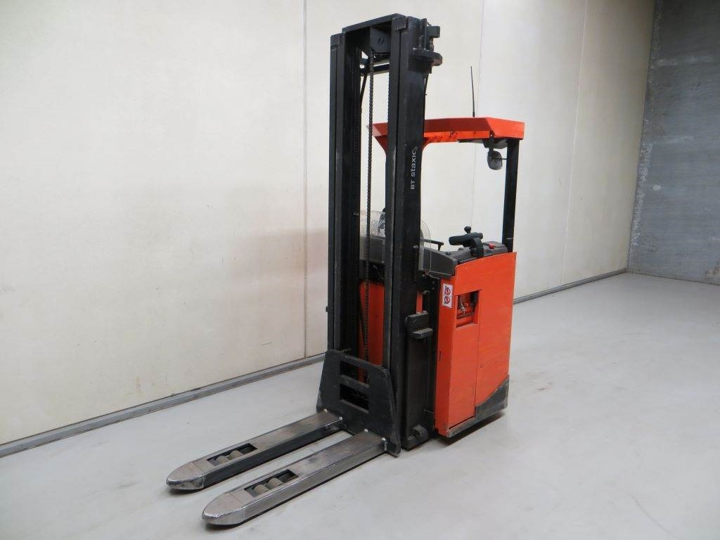 BT SRE 160 - Штабелер: фото 3 BT SRE 160 - Штабелер: фото 3