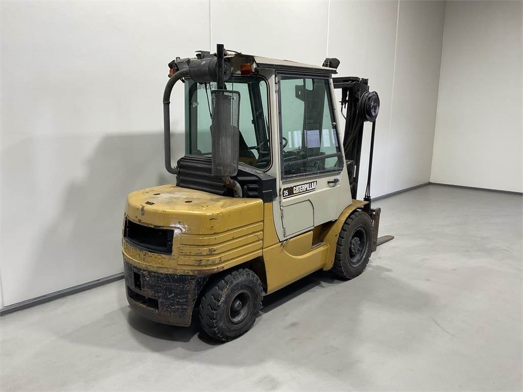 CAT DP35A - Дизельний навантажувач: фото 2 CAT DP35A - Дизельний навантажувач: фото 2