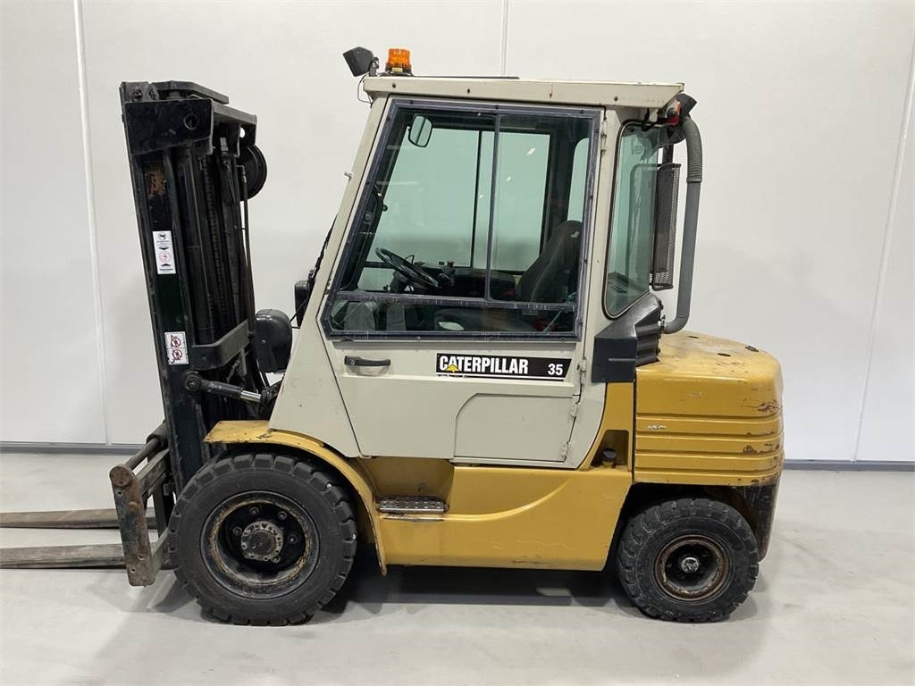 CAT DP35A - Дизельний навантажувач: фото 3 CAT DP35A - Дизельний навантажувач: фото 3