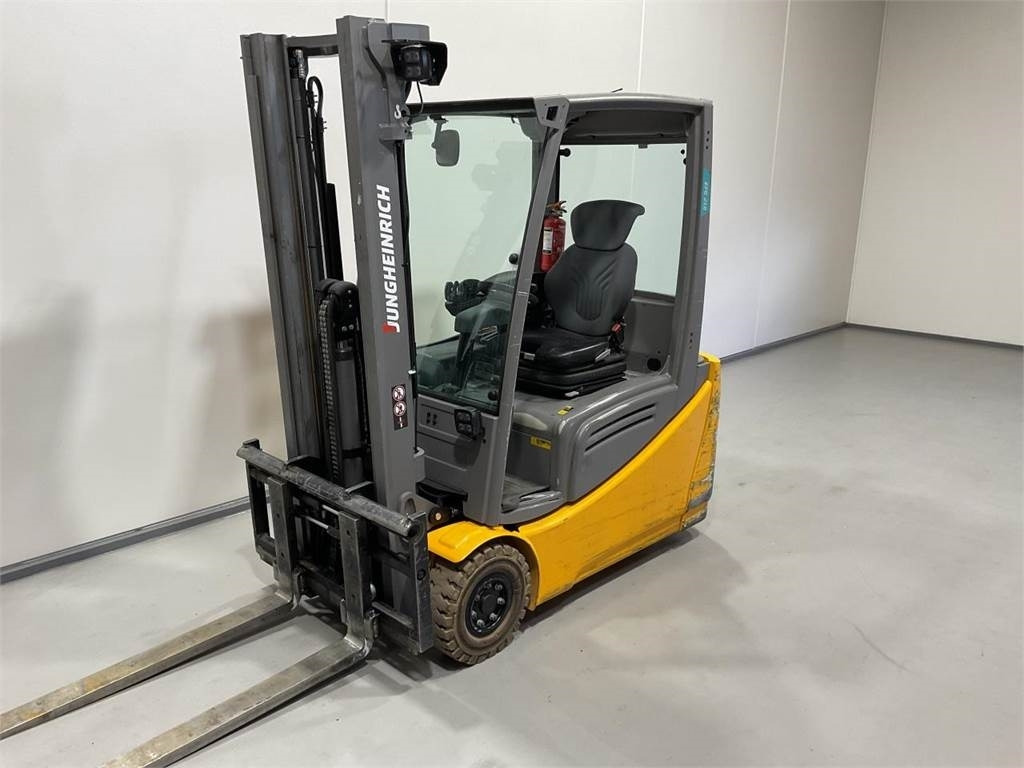 Jungheinrich EFG 216  - Електронавантажувач: фото 4 Jungheinrich EFG 216  - Електронавантажувач: фото 4