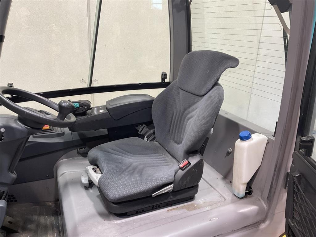 Jungheinrich EFG 425K - Електронавантажувач: фото 5 Jungheinrich EFG 425K - Електронавантажувач: фото 5