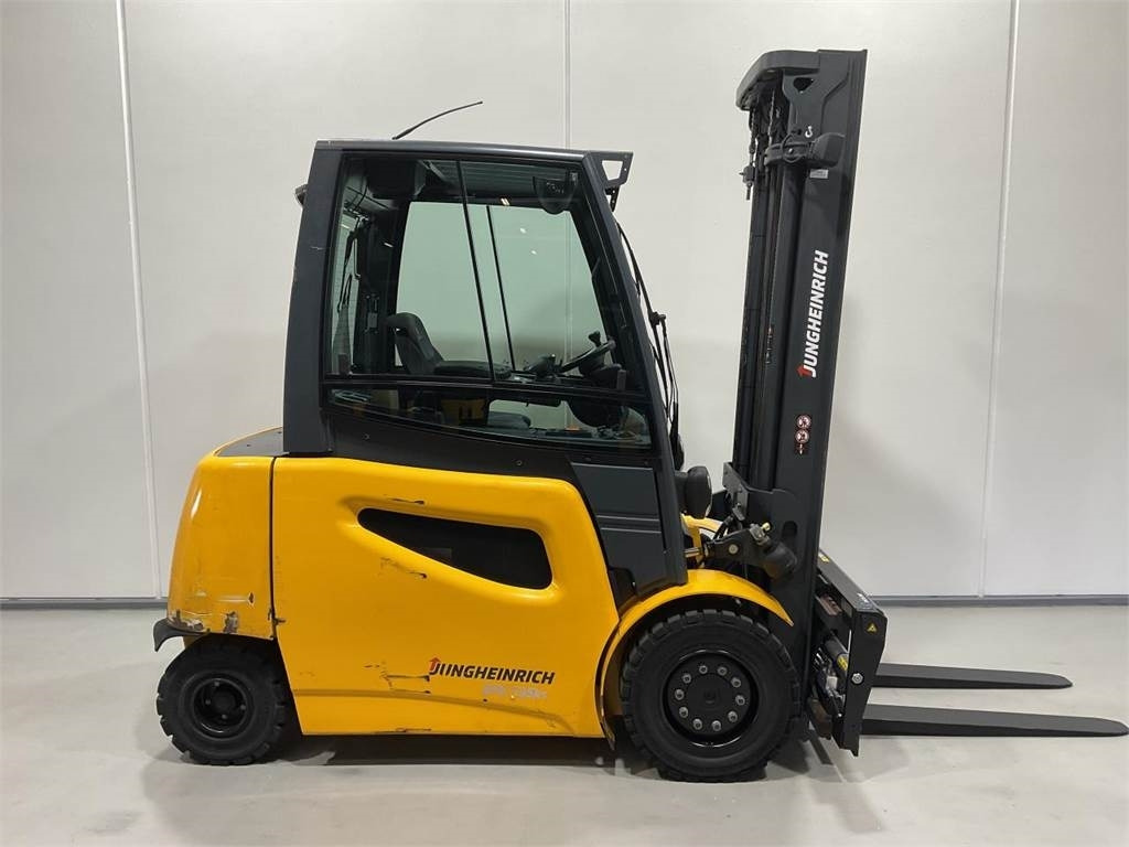 Jungheinrich EFG 535KS - Електронавантажувач: фото 1 Jungheinrich EFG 535KS - Електронавантажувач: фото 1