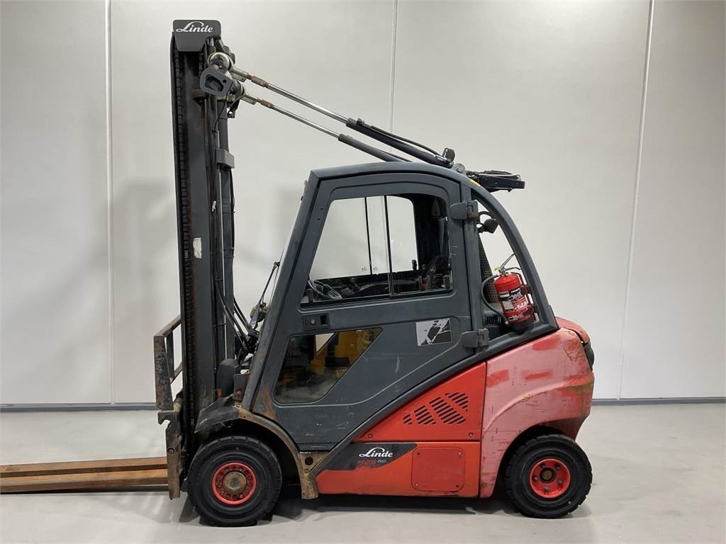 Linde H25D-02 - Дизельний навантажувач: фото 3 Linde H25D-02 - Дизельний навантажувач: фото 3