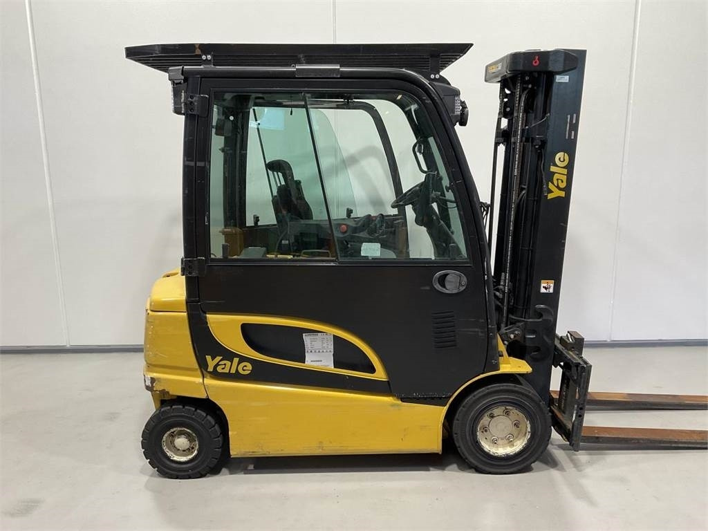 Yale ERP30VL - Електронавантажувач: фото 1 Yale ERP30VL - Електронавантажувач: фото 1