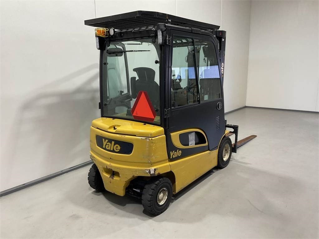 Yale ERP30VL - Електронавантажувач: фото 2 Yale ERP30VL - Електронавантажувач: фото 2