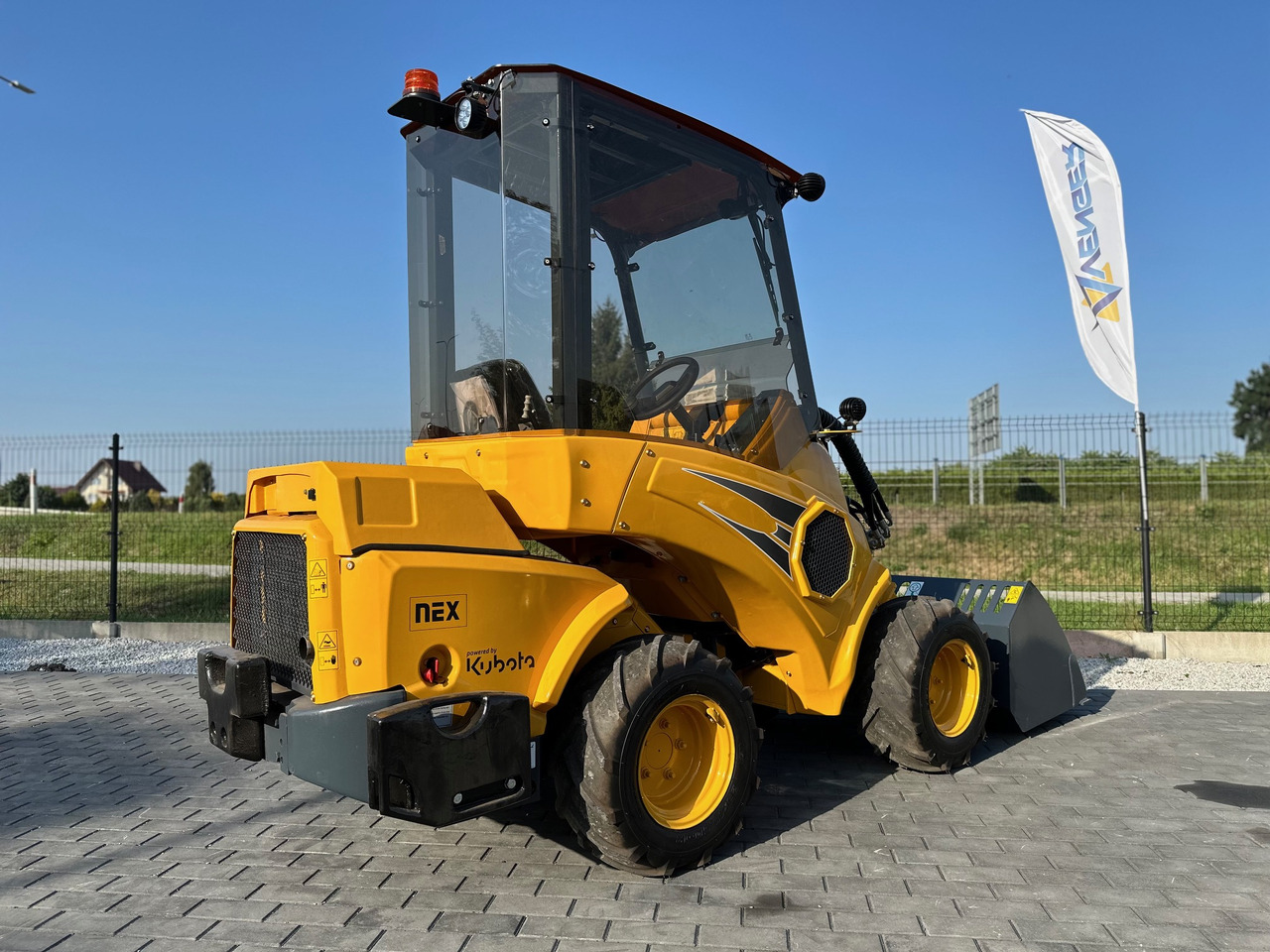 NEX NEX N100 - Колісний навантажувач: фото 3 NEX NEX N100 - Колісний навантажувач: фото 3
