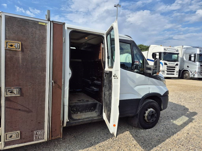 Iveco 70c17 // med lad og presenning - Бортова вантажівка/ Платформа: фото 5 Iveco 70c17 // med lad og presenning - Бортова вантажівка/ Платформа: фото 5