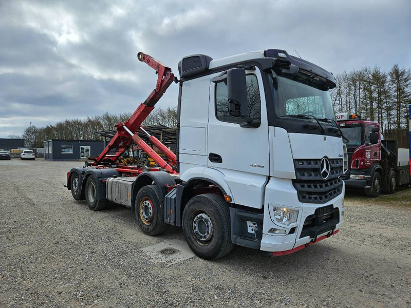 Mercedes-Benz Arocs 3246 L 8x2/4 //Kroghejs / Hook / Hagen// - Гаковий мультиліфт вантажівка: фото 1 Mercedes-Benz Arocs 3246 L 8x2/4 //Kroghejs / Hook / Hagen// - Гаковий мультиліфт вантажівка: фото 1