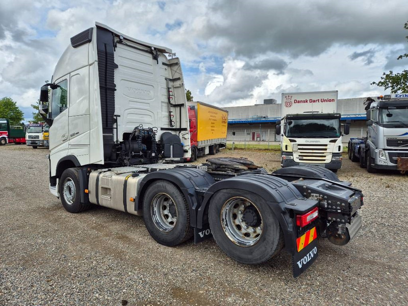Volvo FH 500 6x2 // ACC // 10 Wheeler // VEB+ - Тягач: фото 3 Volvo FH 500 6x2 // ACC // 10 Wheeler // VEB+ - Тягач: фото 3