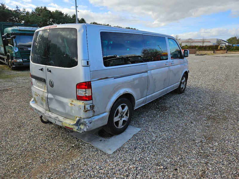 Volkswagen Caravelle 2,5 TDi 130 lang 10prs 5d - Мікроавтобус, Пасажирський фургон: фото 4 Volkswagen Caravelle 2,5 TDi 130 lang 10prs 5d - Мікроавтобус, Пасажирський фургон: фото 4