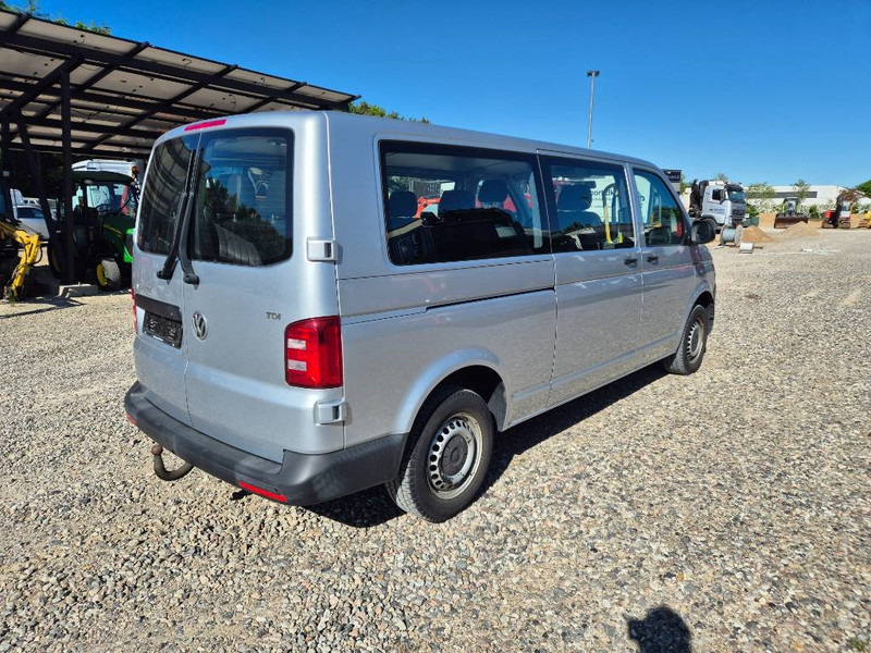 Volkswagen Transporter 2,0 TDi 102 Kombi lang 4d 9 prs - Легковий автомобіль: фото 4 Volkswagen Transporter 2,0 TDi 102 Kombi lang 4d 9 prs - Легковий автомобіль: фото 4