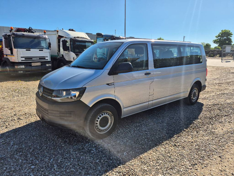 Volkswagen Transporter 2,0 TDi 102 Kombi lang 4d 9 prs - Легковий автомобіль: фото 1 Volkswagen Transporter 2,0 TDi 102 Kombi lang 4d 9 prs - Легковий автомобіль: фото 1