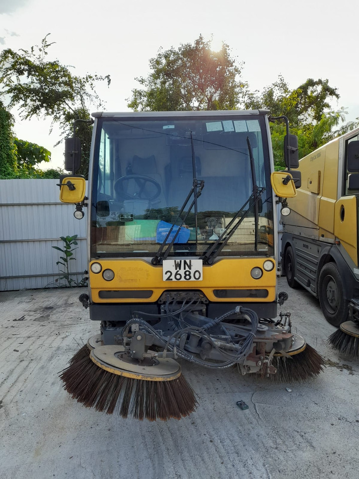Bucher CityCat 5006 - Підмітально-прибиральна машина: фото 2 Bucher CityCat 5006 - Підмітально-прибиральна машина: фото 2