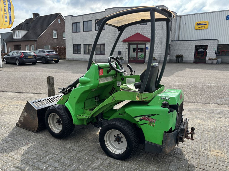 Avant 420 TDL Minishovel - Колісний навантажувач: фото 2 Avant 420 TDL Minishovel - Колісний навантажувач: фото 2