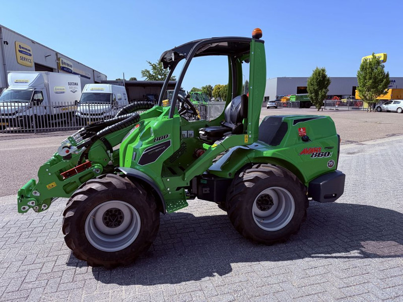 Avant 860i TDL + 1900kg 3.5 mtr 30km/h - Колісний навантажувач: фото 5 Avant 860i TDL + 1900kg 3.5 mtr 30km/h - Колісний навантажувач: фото 5