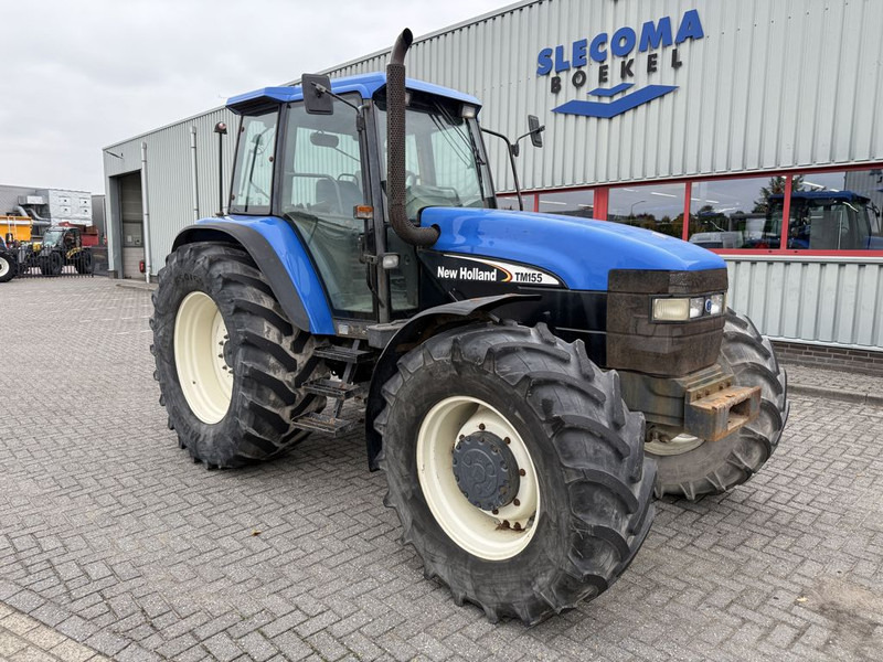 New Holland 8360 Range Command - Трактор: фото 4 New Holland 8360 Range Command - Трактор: фото 4