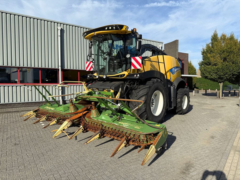 New Holland FR550 Forage Cruiser + Krone Easycollect - Кормозбиральний комбайн: фото 2 New Holland FR550 Forage Cruiser + Krone Easycollect - Кормозбиральний комбайн: фото 2