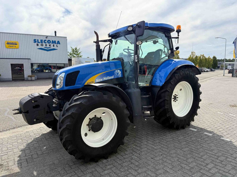 New Holland T6070 Elite - Трактор: фото 1 New Holland T6070 Elite - Трактор: фото 1
