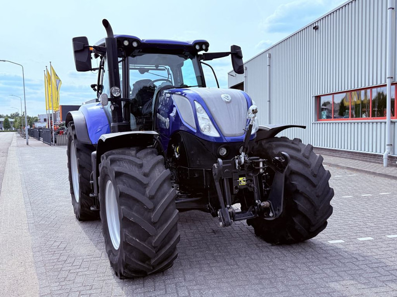 New Holland T7.270 AutoCommand Blue Power – Stage V - Трактор: фото 5 New Holland T7.270 AutoCommand Blue Power – Stage V - Трактор: фото 5