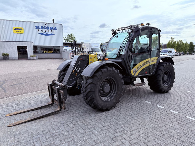 New Holland TH6.36 PLUS - Навантажувач телескопічний: фото 1 New Holland TH6.36 PLUS - Навантажувач телескопічний: фото 1