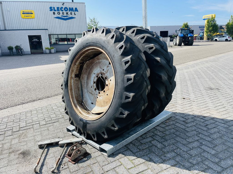 Шини і диски Veith Dubbel lucht 16.9/14-38 systeem GS: фото 10