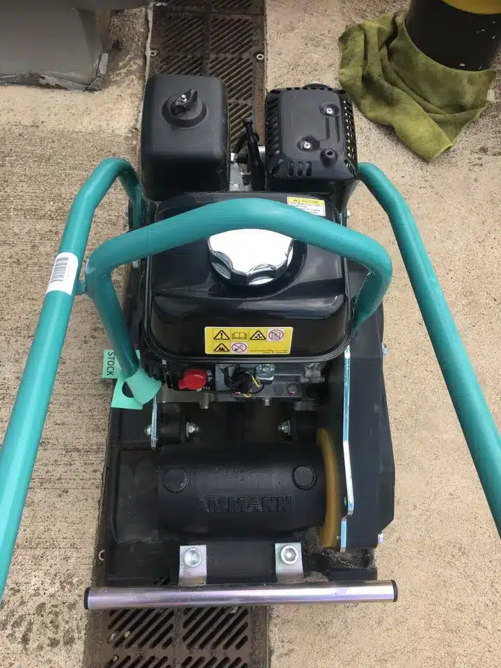 AMMANN APF12/40 - Віброплита: фото 4 AMMANN APF12/40 - Віброплита: фото 4