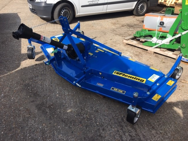 Fleming FM230 finishing mower - Косарка-подрібнювач/ Мульчер: фото 2 Fleming FM230 finishing mower - Косарка-подрібнювач/ Мульчер: фото 2