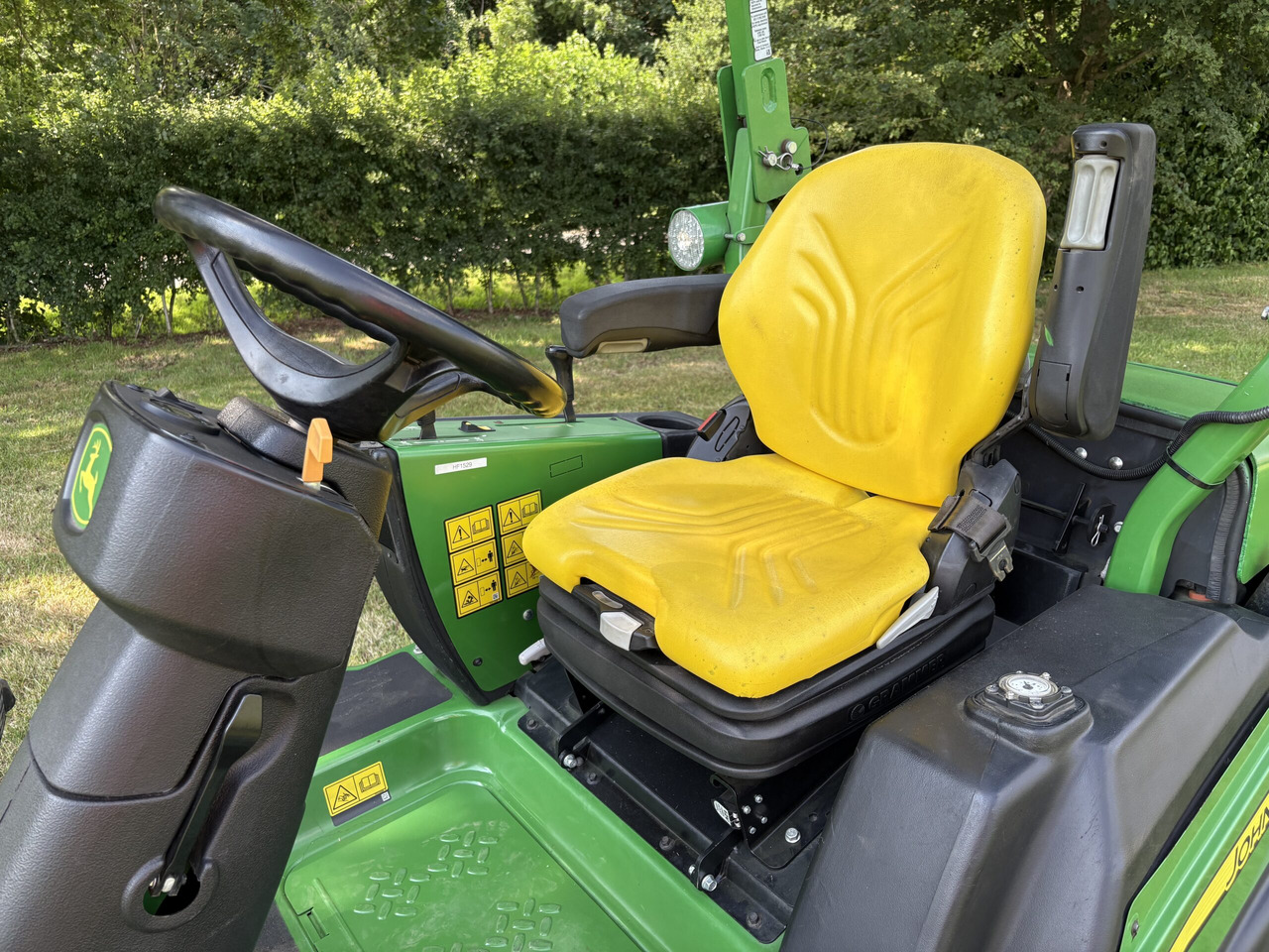 Газонокосарка John Deere 1570 Out-Front Mower: фото 7