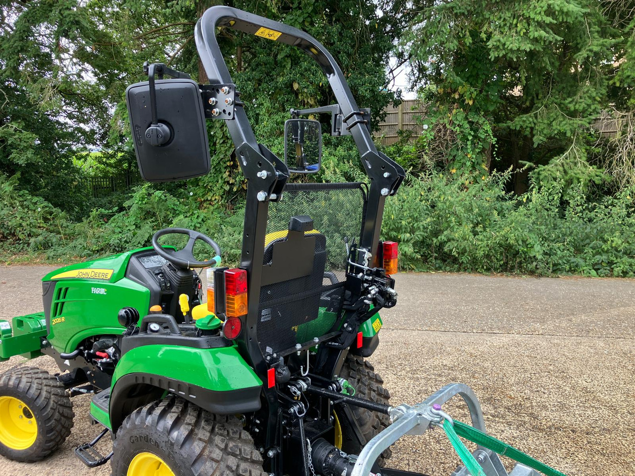 John Deere 2026R compact tractor - Мінітрактор: фото 3 John Deere 2026R compact tractor - Мінітрактор: фото 3